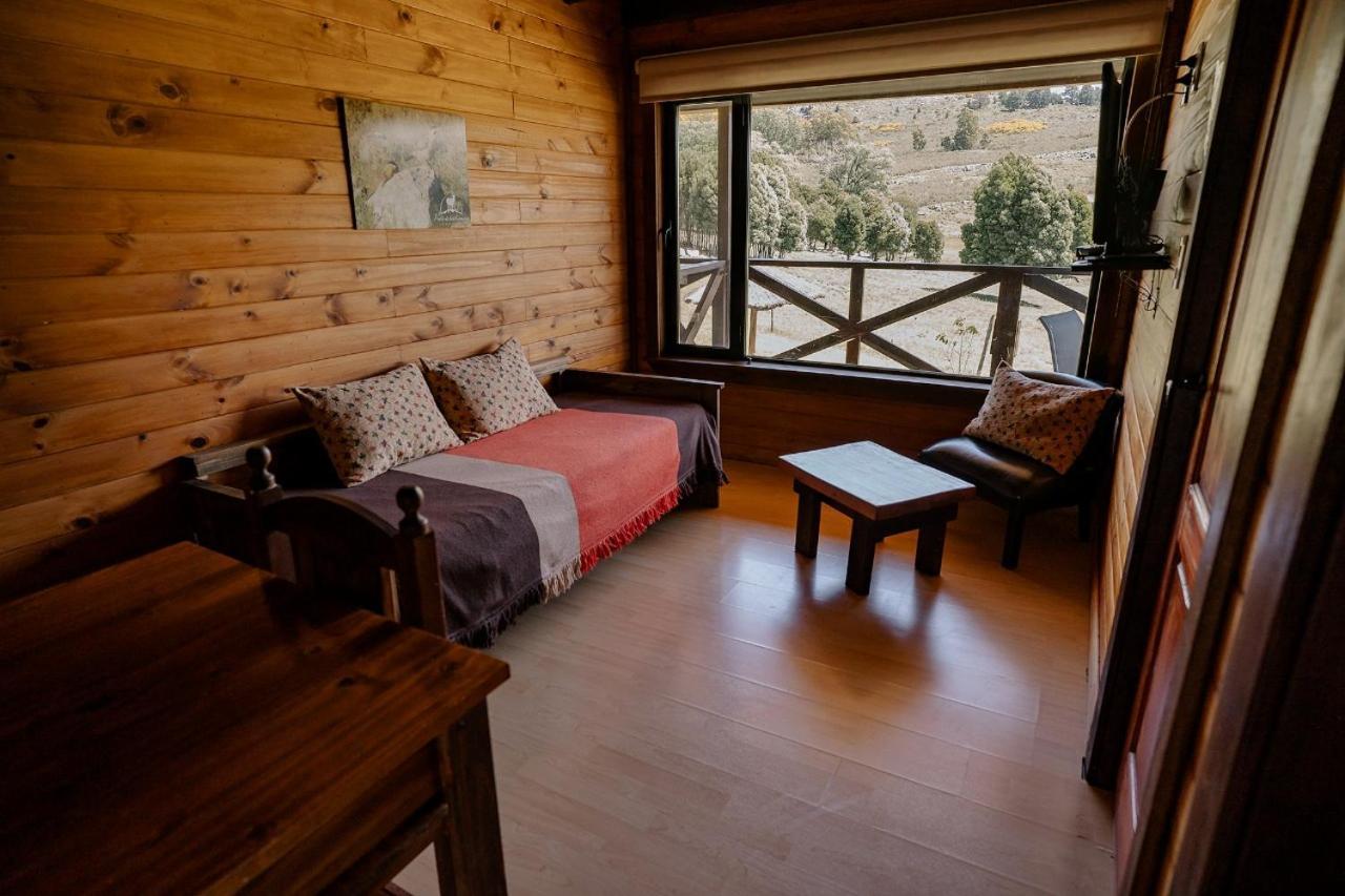 Cabanas Valle De Los Ciervos Tandil Exterior photo