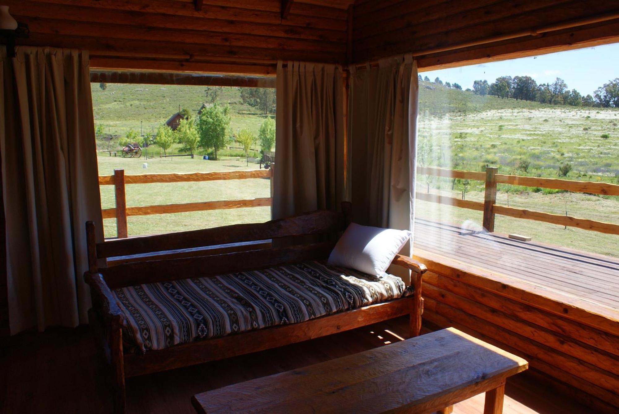 Cabanas Valle De Los Ciervos Tandil Room photo