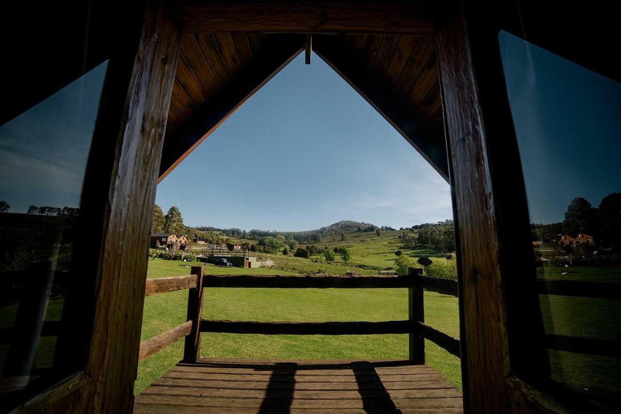 Cabanas Valle De Los Ciervos Tandil Exterior photo