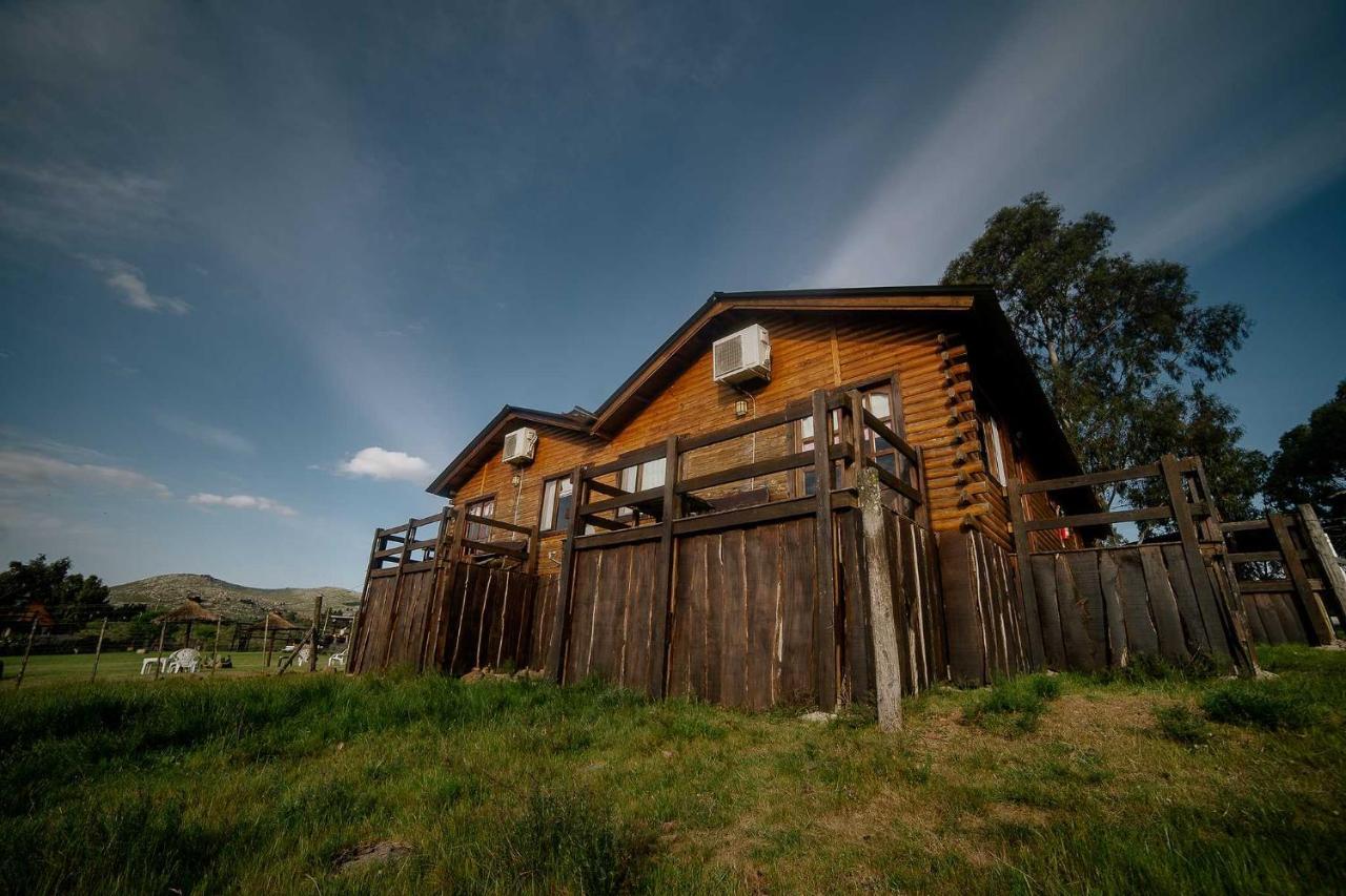 Cabanas Valle De Los Ciervos Tandil Exterior photo